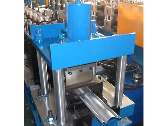 冷彎成型機模具