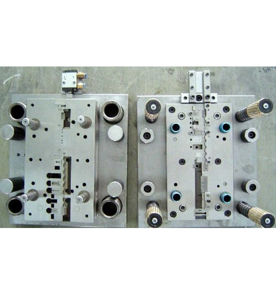 級(jí)進(jìn)模具
